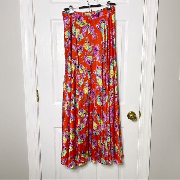 ASOS Petite Red Floral Satin FRONT Slit Maxi Skirt - Picture 7 of 11